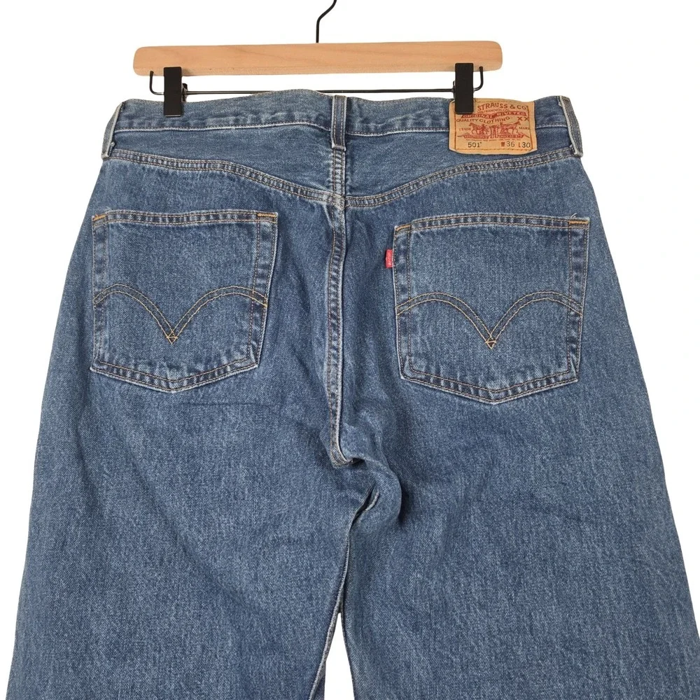 Levis‎ 501 Jeans Mens 36x30 Medium Blue Button Fly 501XX Straight Leg Denim Y2K